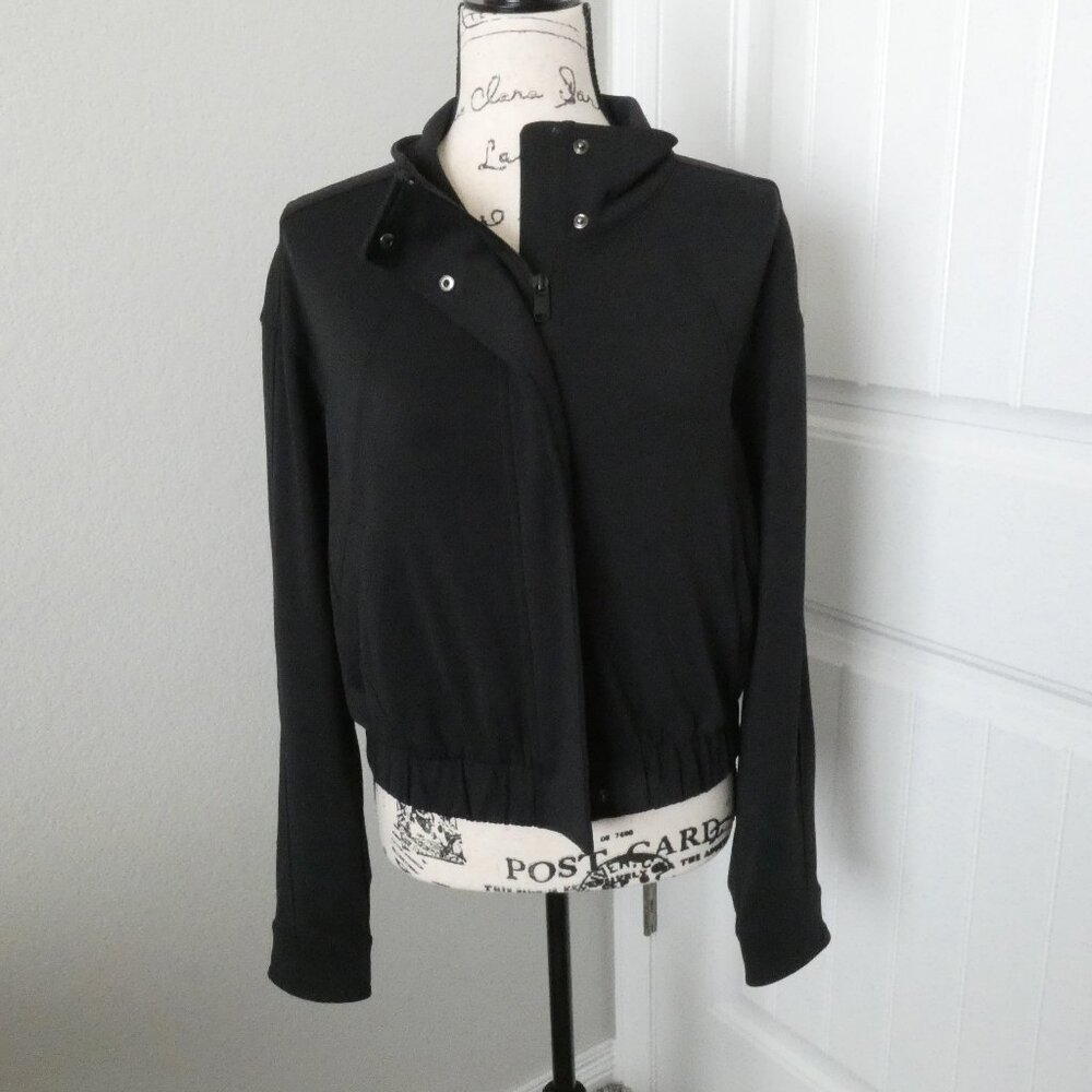 Like New Athleta Size Small Jacket